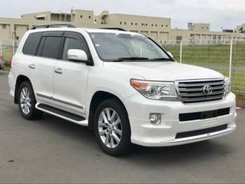 2014 - AMAZON ZX 4.6 V8 PETROL 5-Door