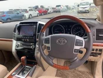 Used Toyota Land Cruiser 2013 for sale - 74949456: Photo