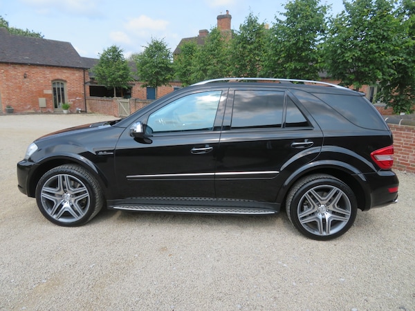 Used Mercedes-Benz M-Class 2010 for sale - 74865436: Photo 10