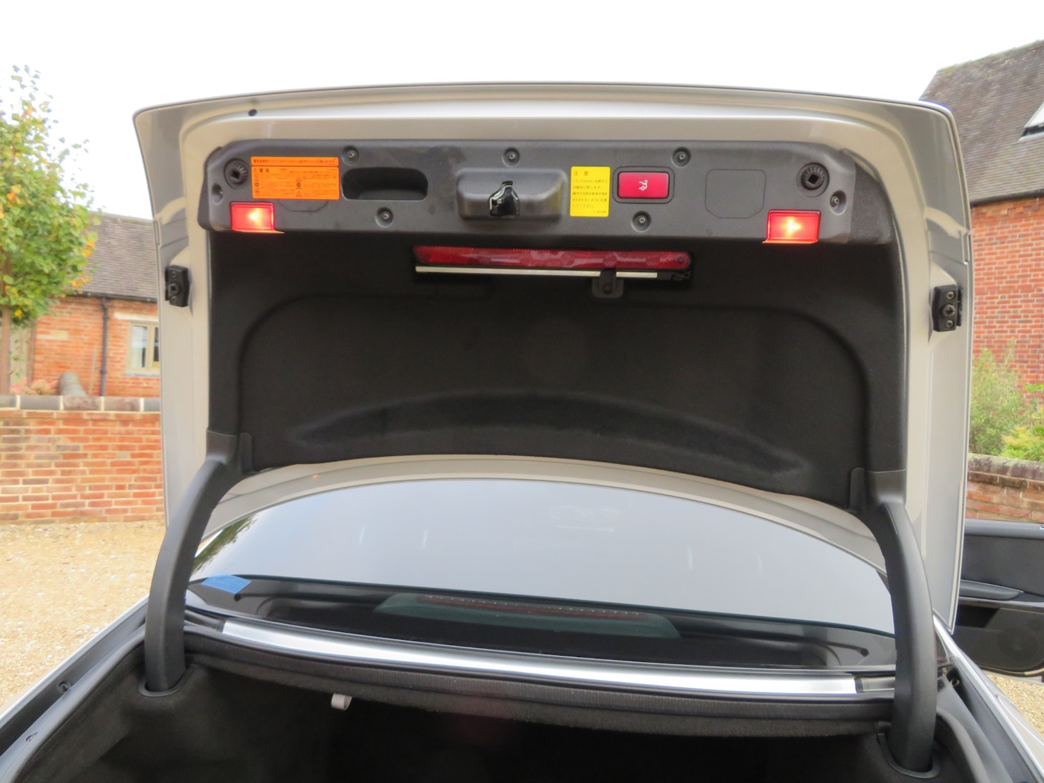 Vehicle 28