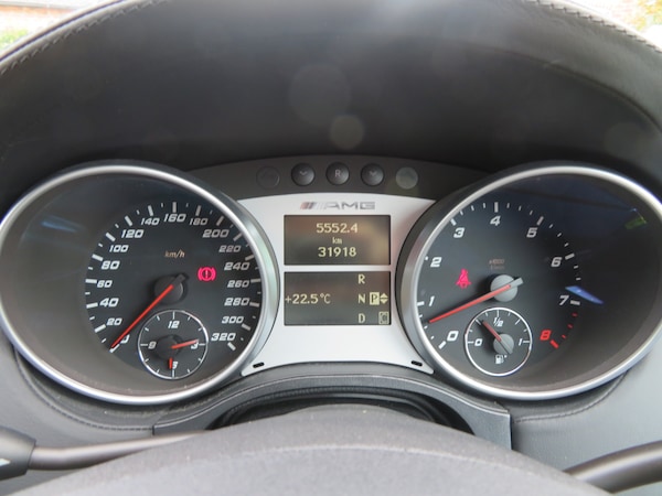 Used Mercedes-Benz M-Class 2010 for sale - 75380951: Photo 25