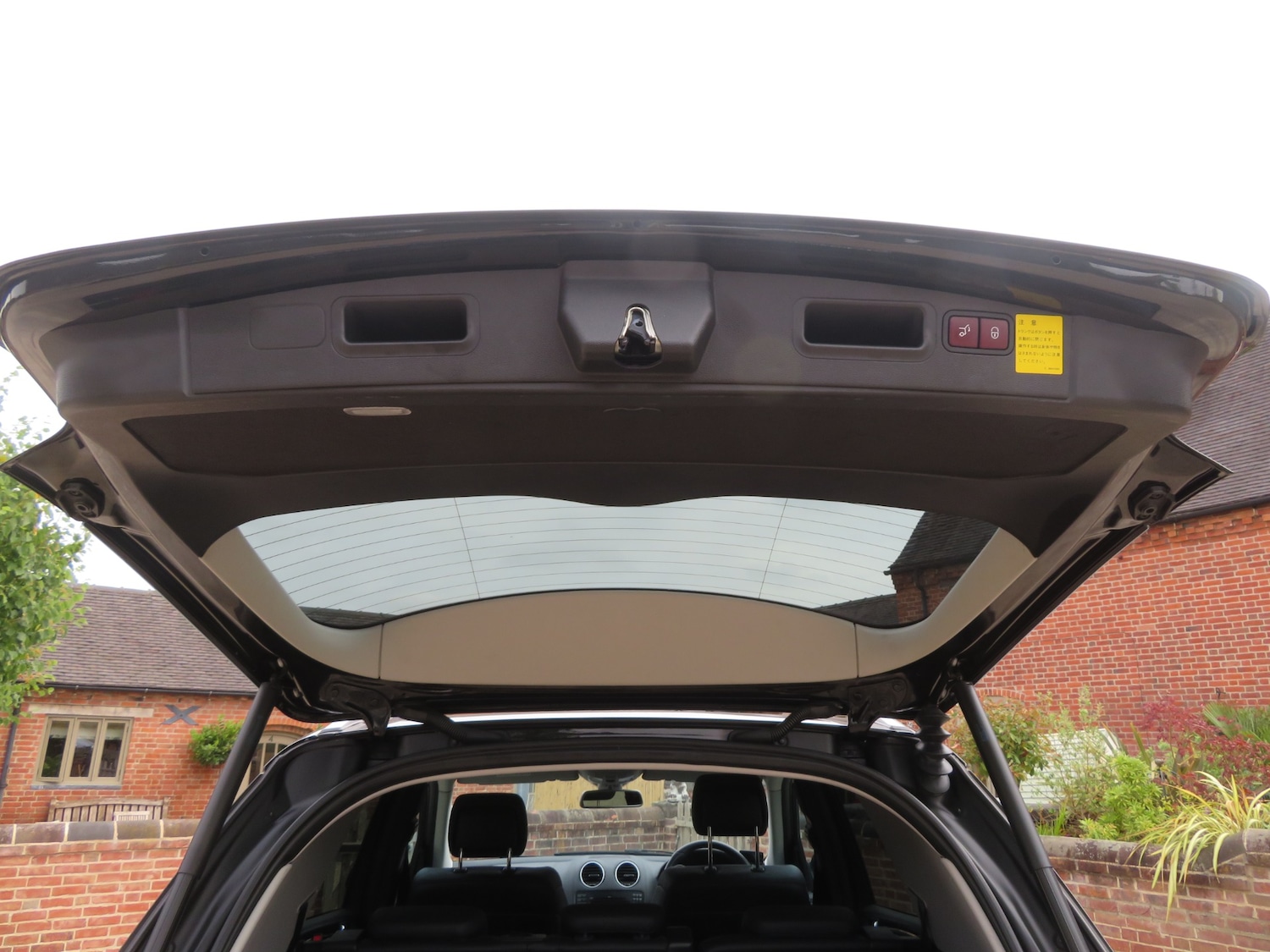 Vehicle 33