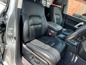 Used Toyota Land Cruiser 2014 for sale - 74960094: Photo