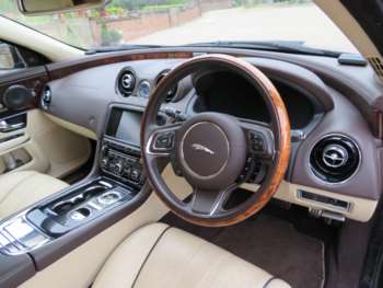 Used Jaguar XJ 2013 for sale - 68107440: Photo