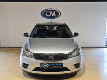 Used Kia Ceed 2010 for sale - 75335575: Photo