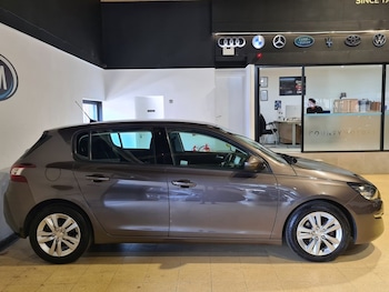 Used Peugeot 308 2016 for sale - 75573294: Photo