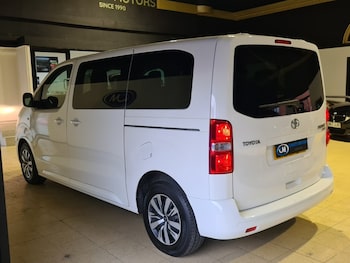Used Toyota PROACE CITY Verso 2021 for sale - 75230397: Photo