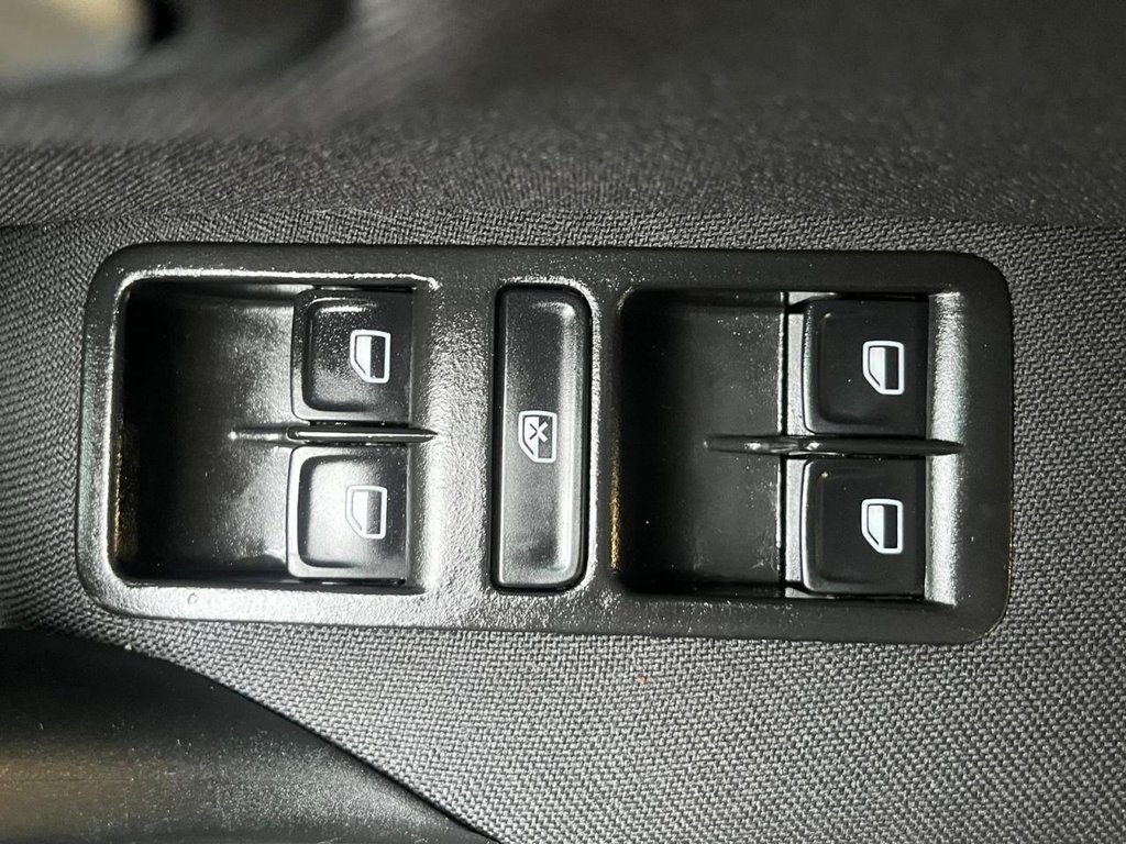 Used Volkswagen Polo 2015 for sale - 77506979: Photo 23