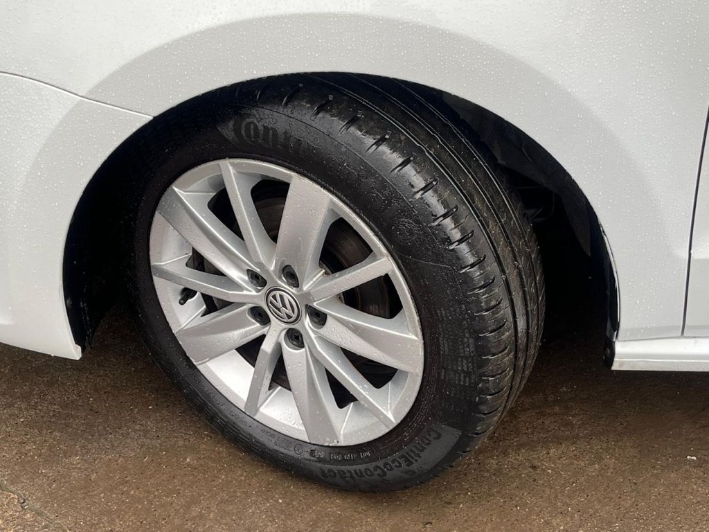 Used Volkswagen Polo 2015 for sale - 77506979: Photo 28