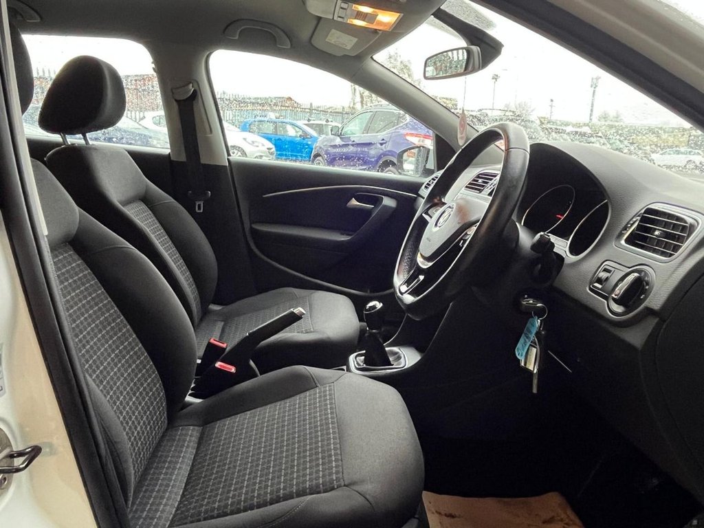 Used Volkswagen Polo 2015 for sale - 77506979: Photo 6