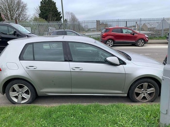 Used Volkswagen Golf 2016 for sale - 78003063: Photo