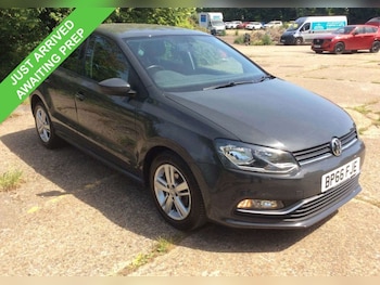 Used Volkswagen Polo 2017 for sale - 78773512: Photo