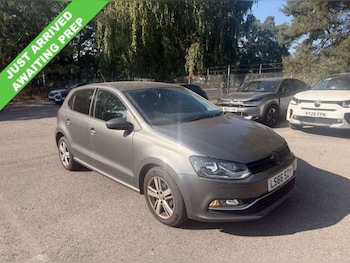 Used Volkswagen Polo 2016 for sale - 79422623: Photo