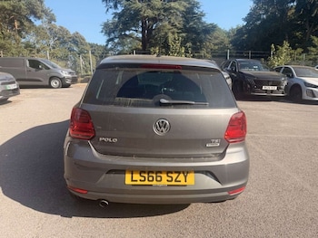 Used Volkswagen Polo 2016 for sale - 79422623: Photo