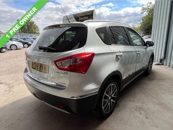 Used Suzuki SX4 S-Cross 2015 for sale - 79422615: Photo