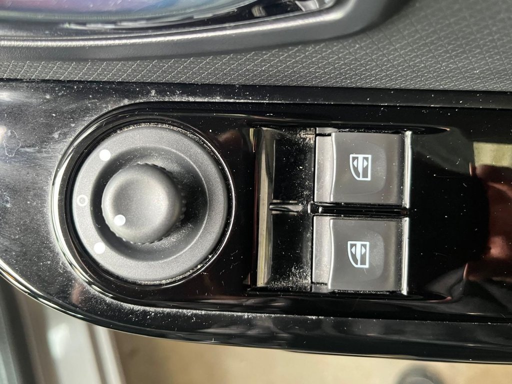 Used Renault Clio 2014 for sale - 77507243: Photo 19