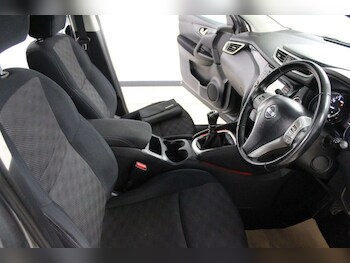 Used Nissan Qashqai 2014 for sale - 77748868: Photo