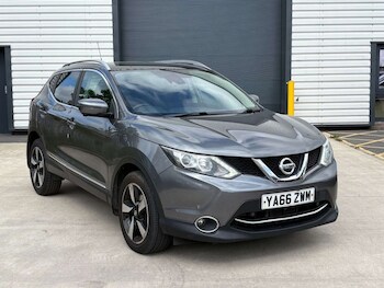 Used Nissan Qashqai 2017 for sale - 78702599: Photo