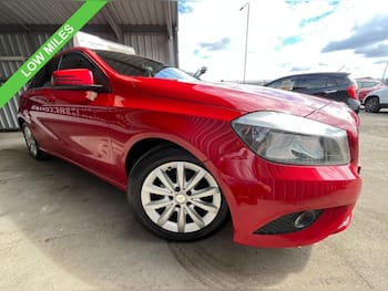 Used Mercedes-Benz A-Class 2015 for sale - 79574342: Photo
