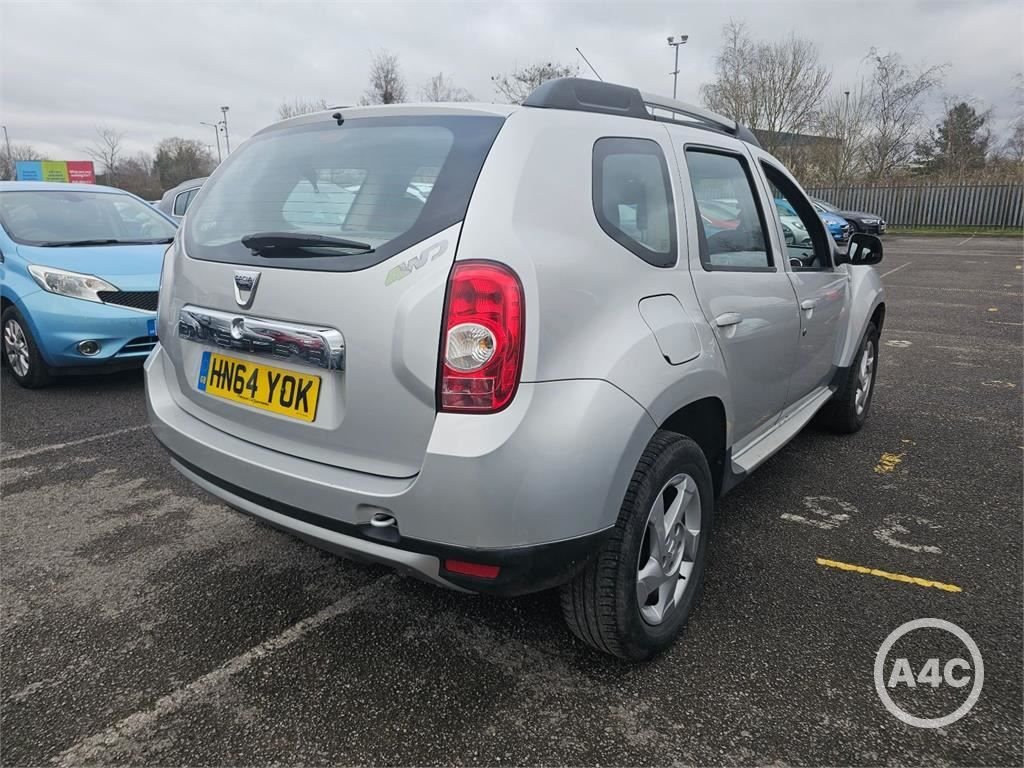 Used Dacia Duster 2014 for sale - 77806875: Photo 2