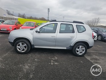 Used Dacia Duster 2014 for sale - 77806875: Photo