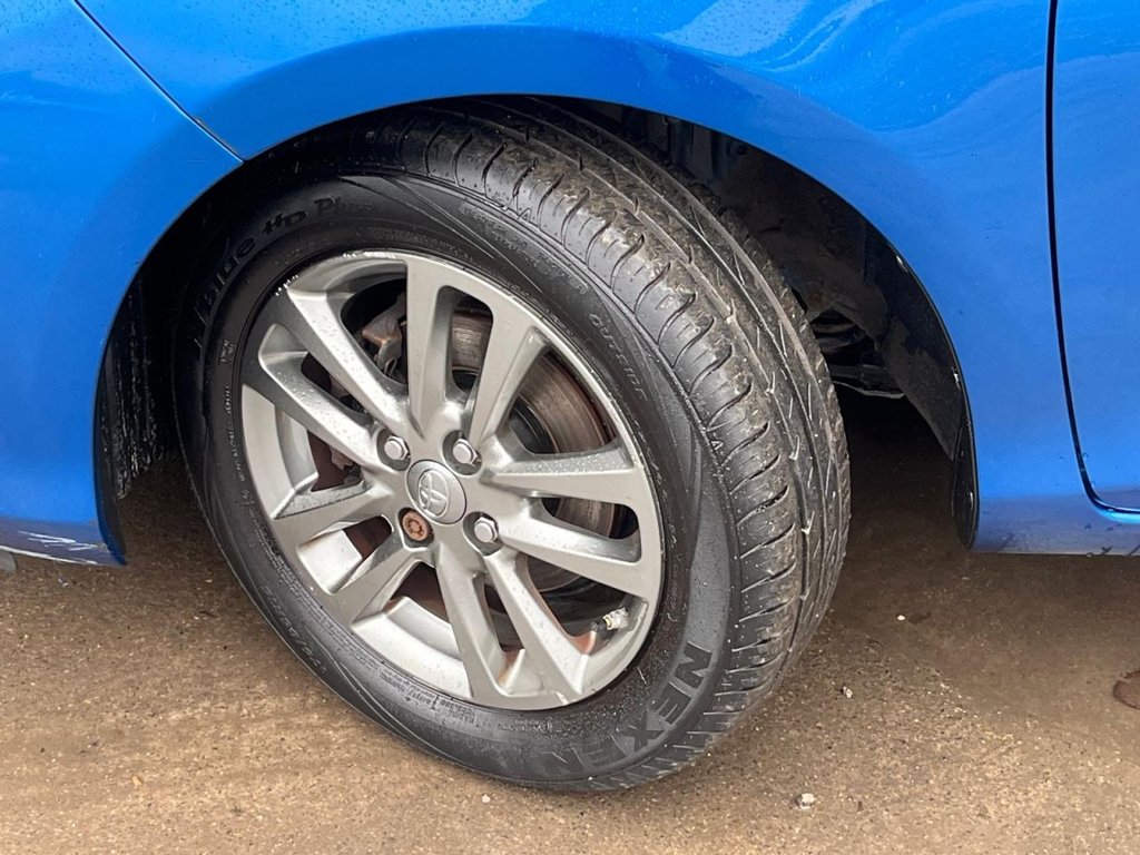 Used Toyota Yaris 2015 for sale - 77507026: Photo 27