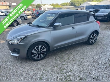 Used Suzuki Swift 2018 for sale - 79210175: Photo