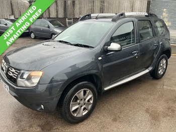 2017 (17) - 1.5 dCi Laureate SUV 5dr Diesel Manual 4WD Euro 6 (s/s) (110 ps)