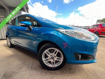 Used Ford Fiesta 2014 for sale - 79345924: Photo