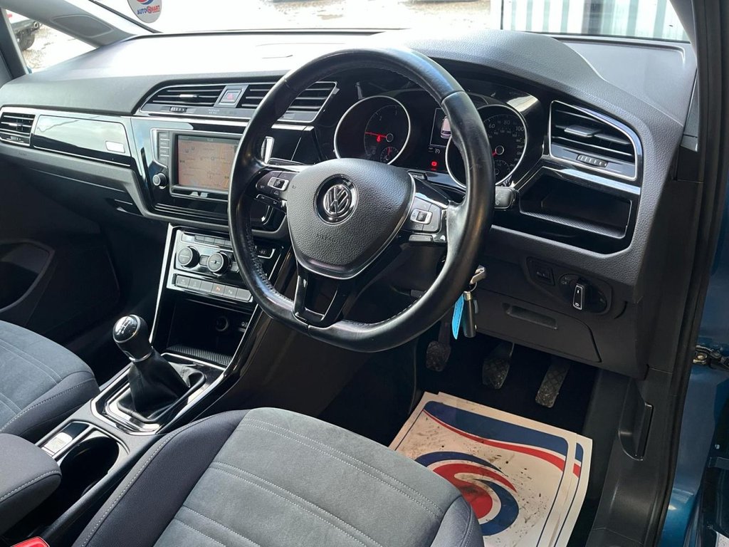 Used Volkswagen Touran 2016 for sale - 77936465: Photo 16