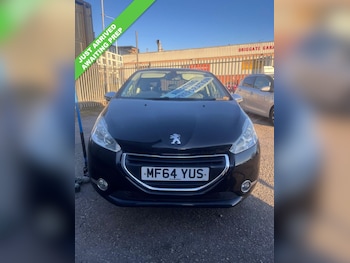 Used Peugeot 208 2014 for sale - 78123967: Photo
