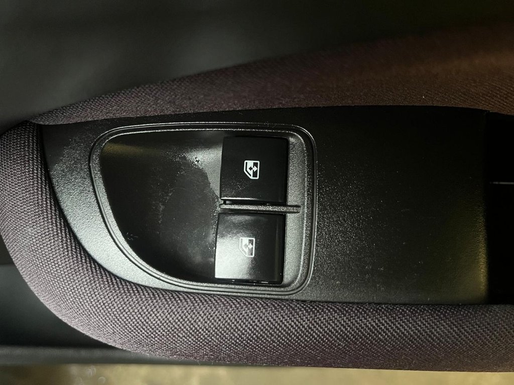 Used Vauxhall ADAM 2014 for sale - 77507210: Photo 24