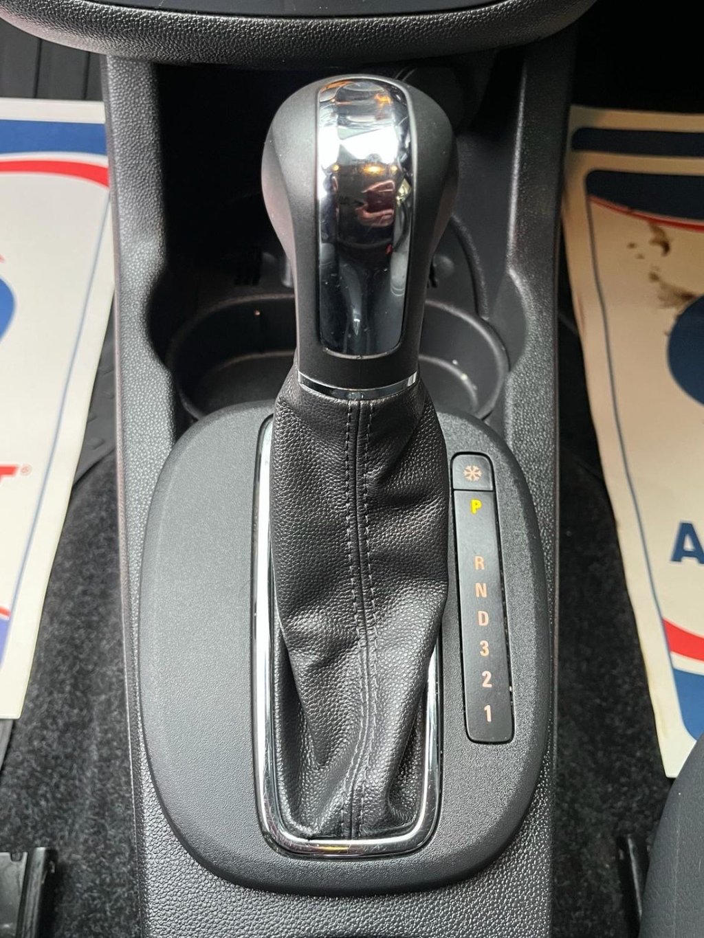 Used Vauxhall Corsa 2011 for sale - 77583384: Photo 24