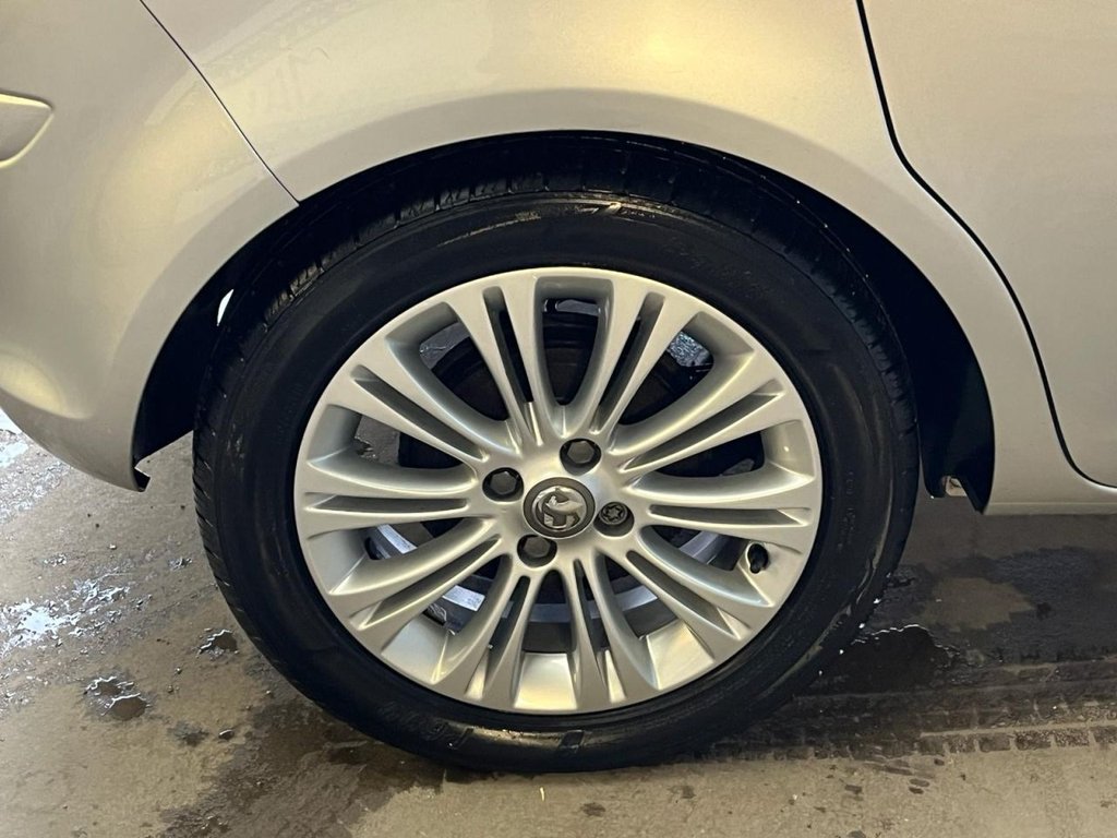 Used Vauxhall Corsa 2011 for sale - 77583384: Photo 32