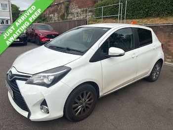 Used Toyota Yaris 2016 for sale - 79450379: Photo