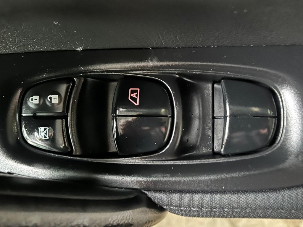 Used Nissan Qashqai 2015 for sale - 77507286: Photo 24