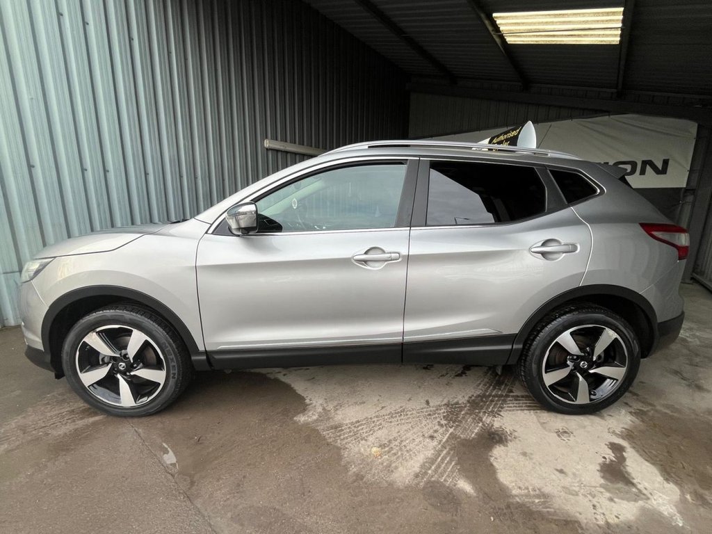 Used Nissan Qashqai 2015 for sale - 77507286: Photo 9