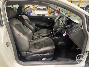 Used SEAT Ibiza 2015 for sale - 78515100: Photo