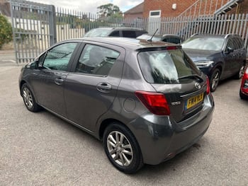 Used Toyota Yaris 2014 for sale - 79619304: Photo