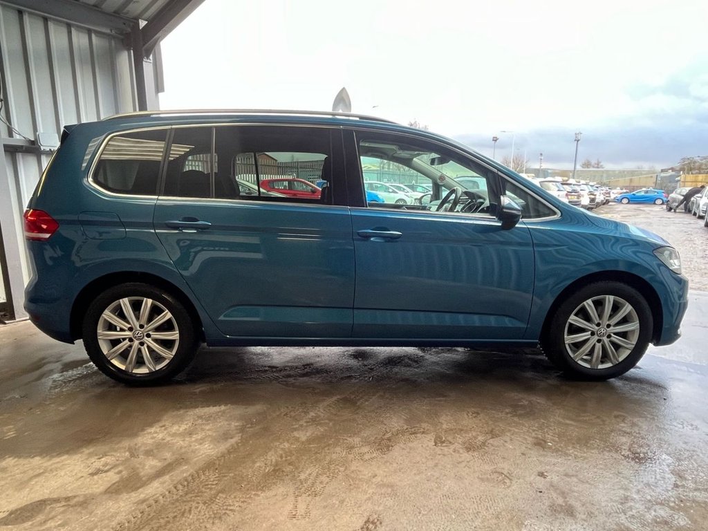 Used Volkswagen Touran 2016 for sale - 77621293: Photo 8