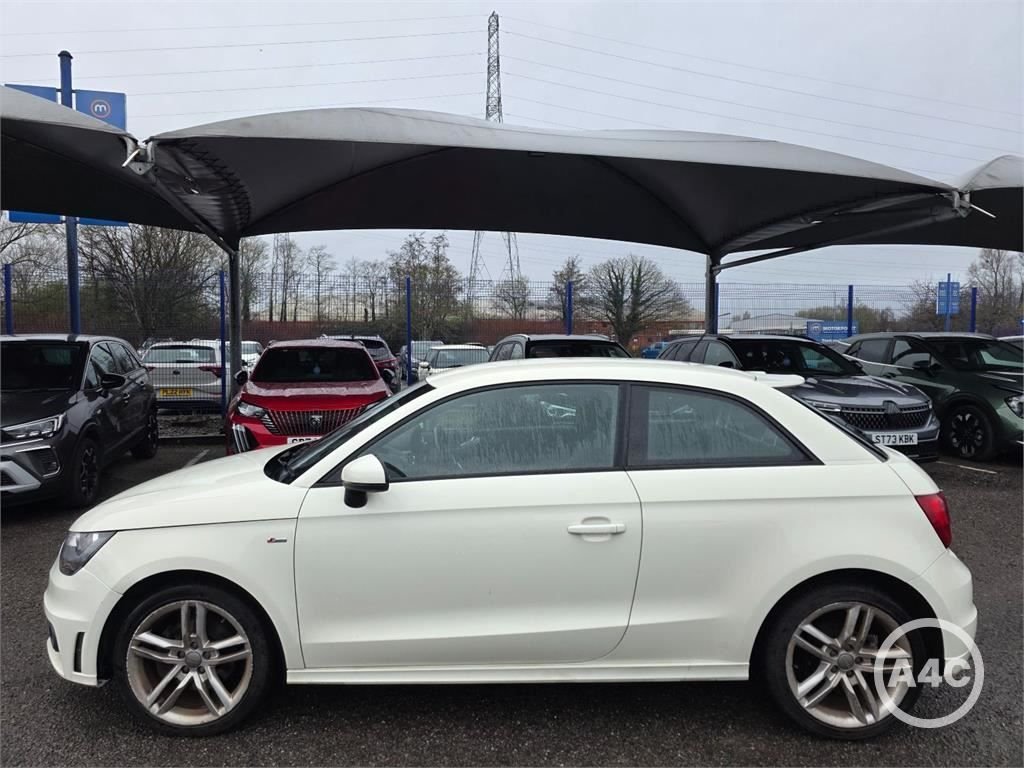 Used Audi A1 2012 for sale - 77880067: Photo 3