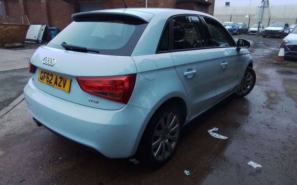 Used Audi A1 2012 for sale - 77507478: Photo 2
