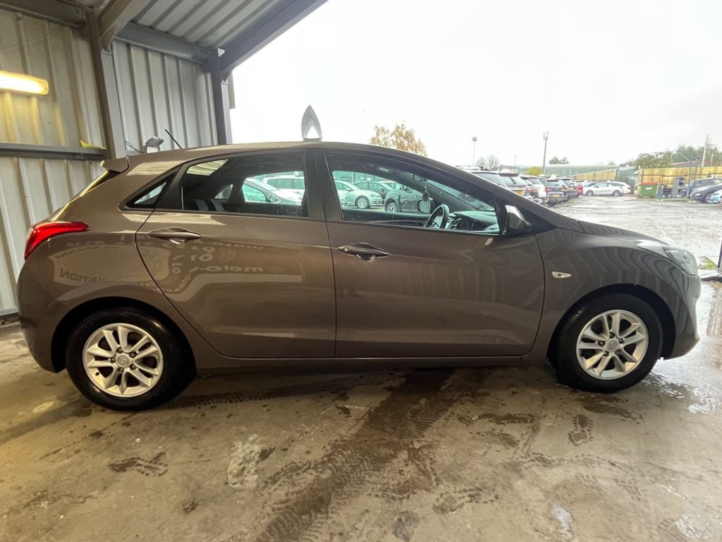 Used Hyundai i30 2013 for sale - 77507085: Photo 7