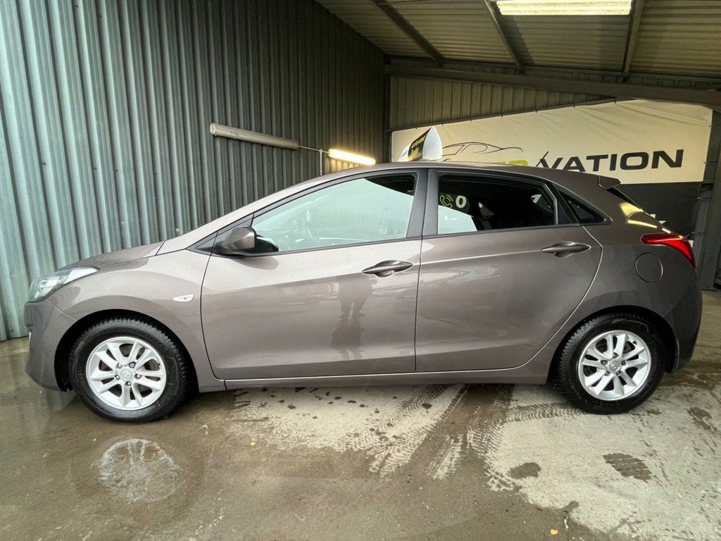 Used Hyundai i30 2013 for sale - 77507085: Photo 9