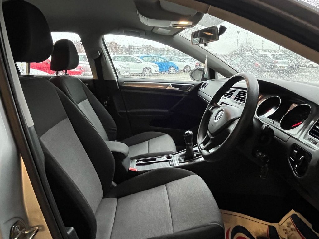 Used Volkswagen Golf 2013 for sale - 77563771: Photo 6