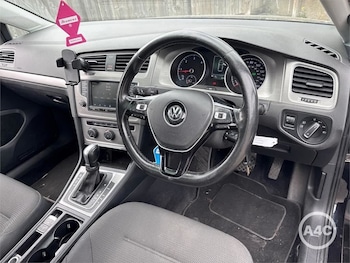 Used Volkswagen Golf 2016 for sale - 78819009: Photo