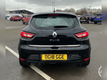 Used Renault Clio 2018 for sale - 77565404: Photo