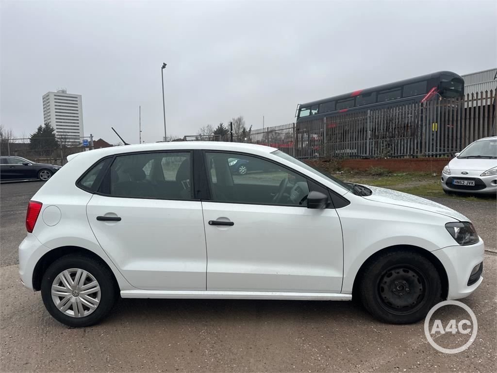 Used Volkswagen Polo 2016 for sale - 77507179: Photo 2