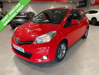 Used Toyota Yaris 2014 for sale - 79777857: Photo