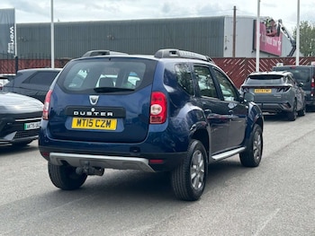 Used Dacia Duster 2015 for sale - 78331115: Photo